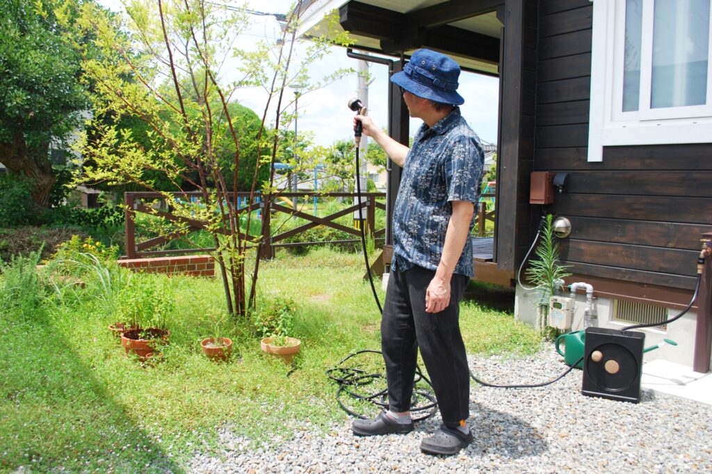 庭木の水やりの頻度はどれくらい？季節ごとの基本とコツを徹底解説