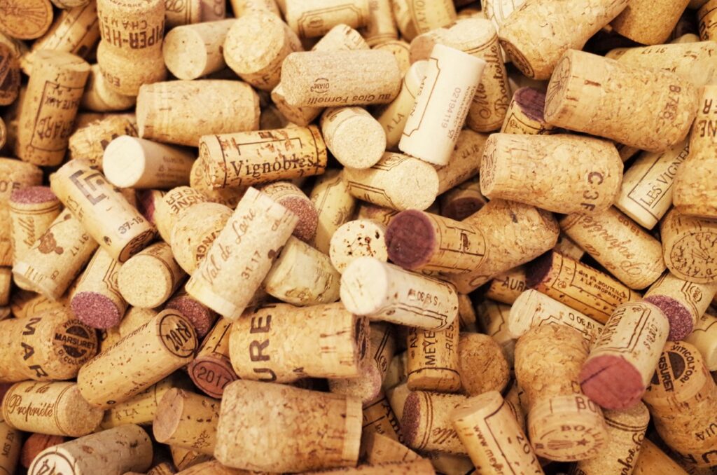 天然素材と合成コルクの判別方法