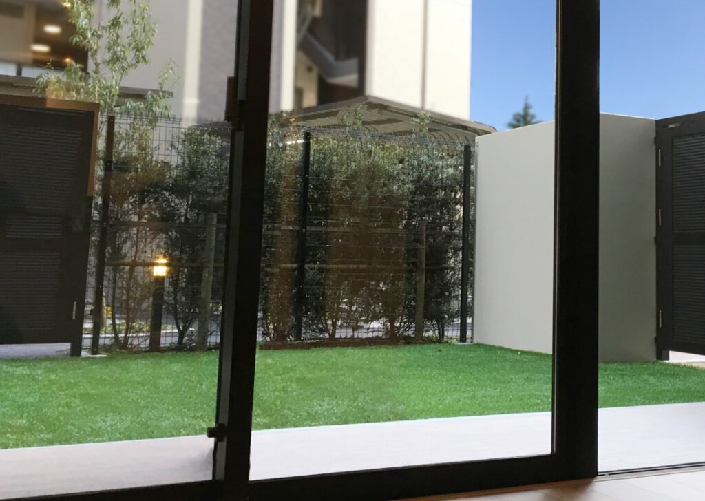 管理規約を遵守したマンション専用庭の目隠し対策