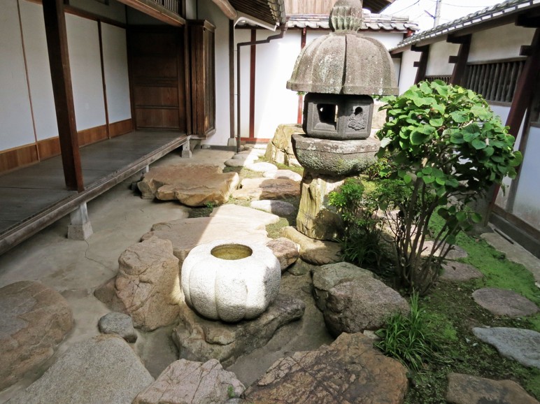 家相学で中庭のある家が後悔しやすい根本原因